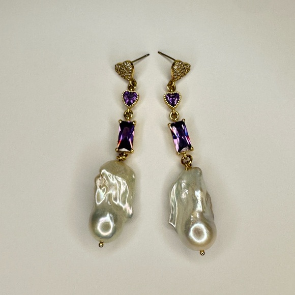 The Unbranded Brand Jewelry - Water Fresh‎ Elegant Gold and Purple Dangle Earrings